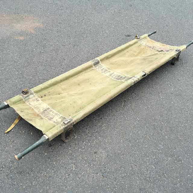 STRETCHER, Army - Canvas w Green Handles